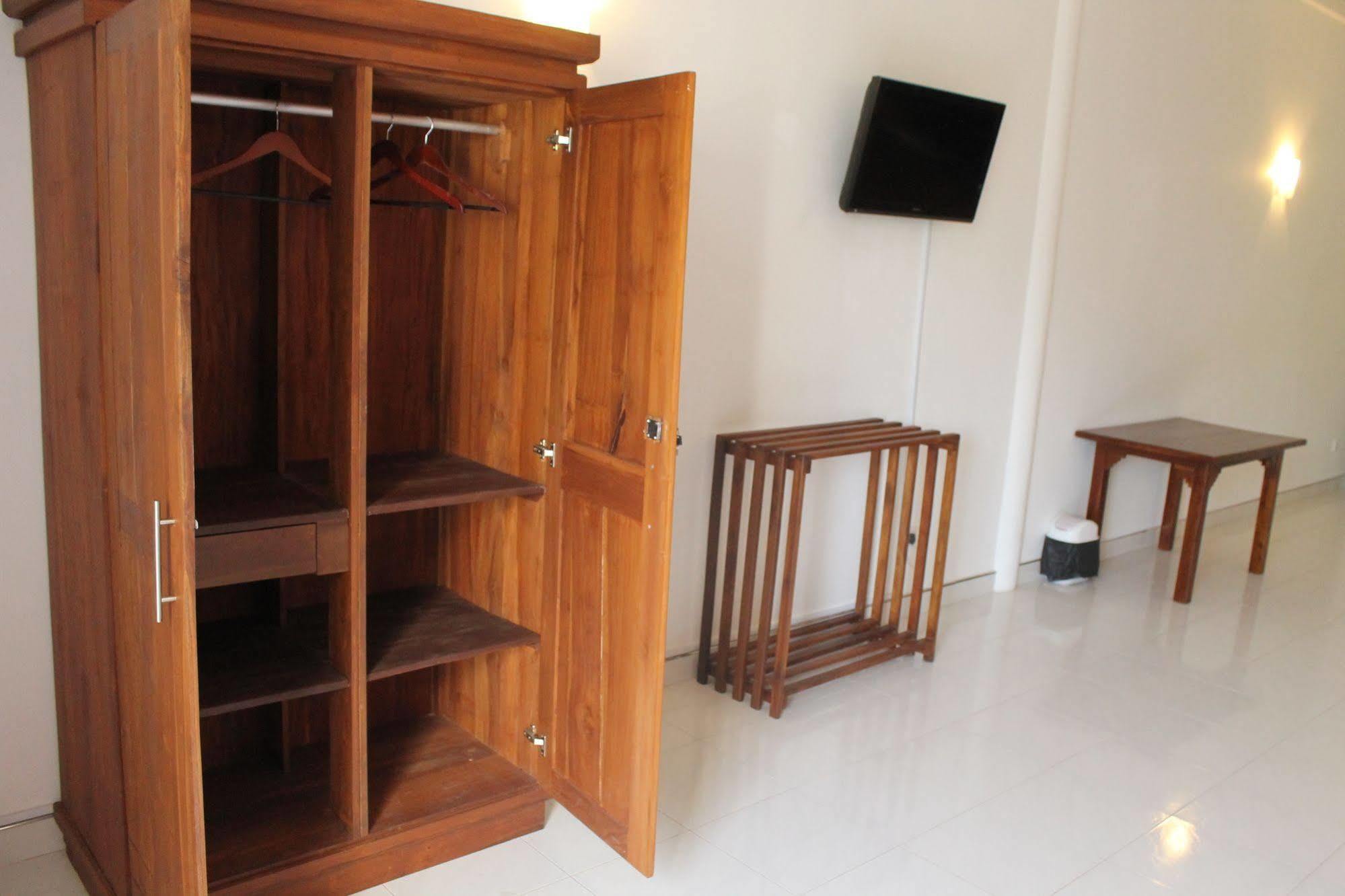 Prego Suites Ettukala Zewnętrze zdjęcie